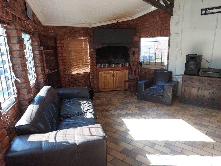 4 Bedroom Property for Sale in Heiderand Western Cape